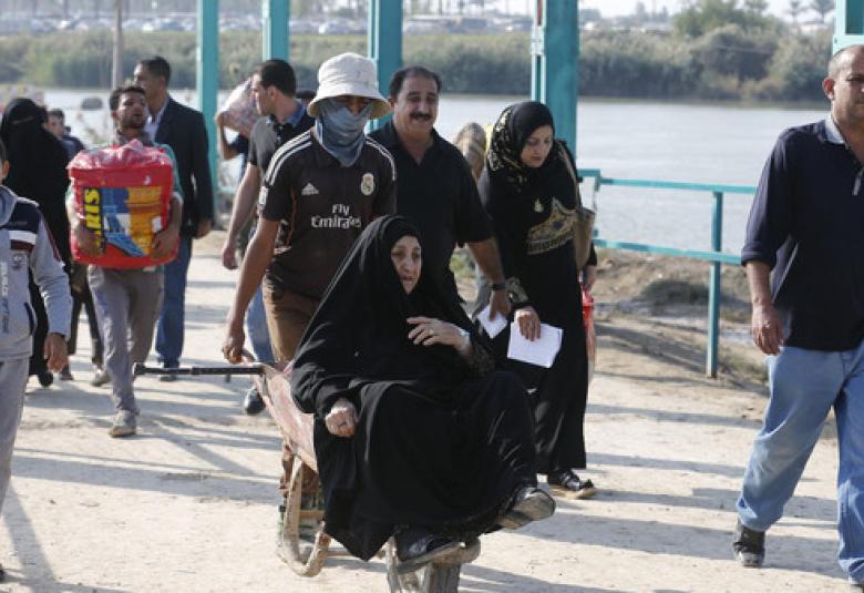
<span>بل للوحوش قلوب...ناجون من داعش في الرمادي: ليسوا مسلمين إنهم وحوش</span>
