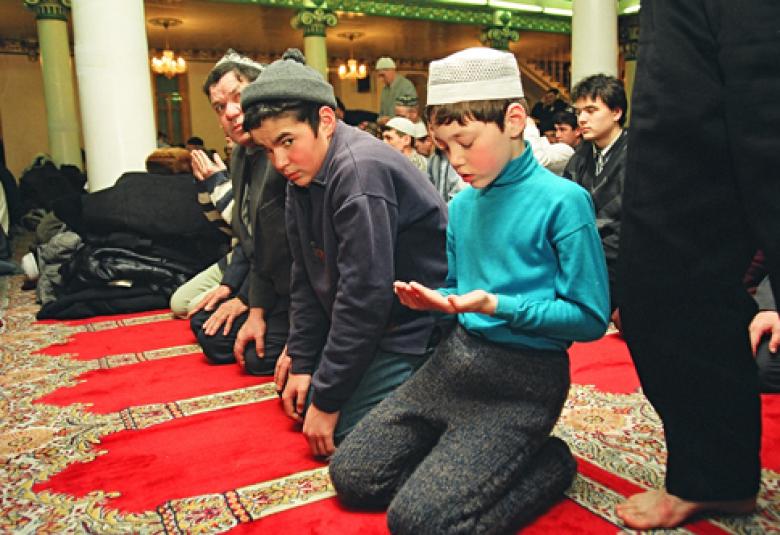 
<span>روسيا: مسابقة في الشعر عن النبي صلى الله عليه وسلم</span>
