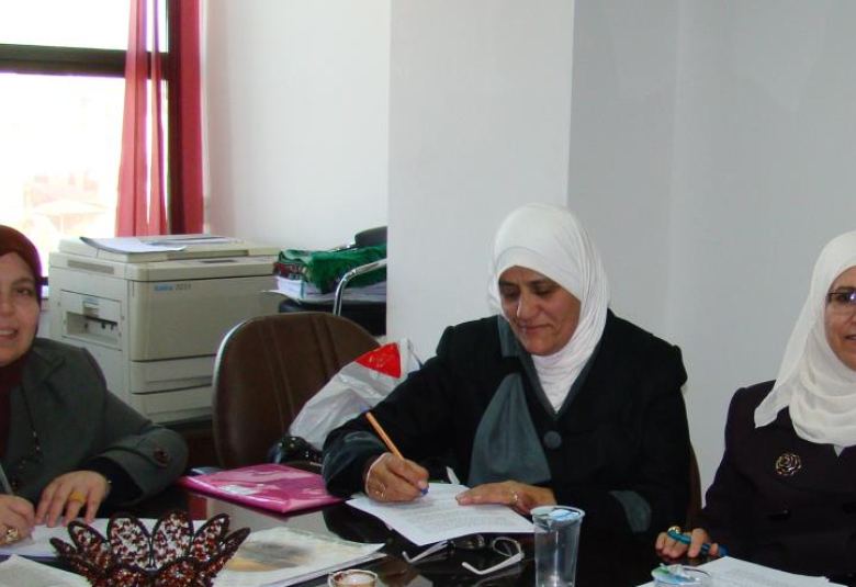 
<span>زيارة لجنة المرأة لدائرة قاضي القضاة</span>
