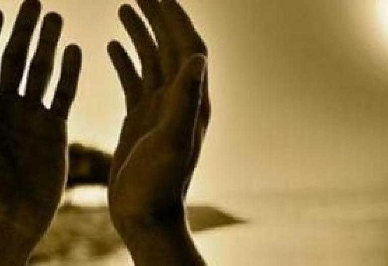 
<span>بالحب والتسليم تتحقق العبودية لرب العالمين: الحج مثالا</span>
