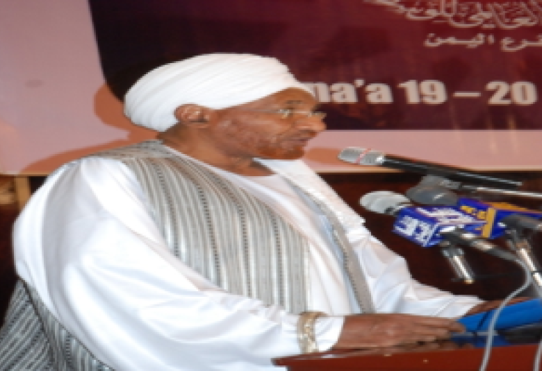 
<span>خطبة الأمام الصادق المهدي في عيد الأضحى المبارك(2)</span>
