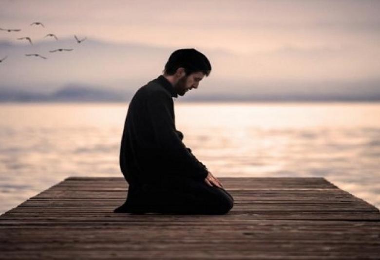 
<span>هل تعلم لماذا نصلى ونسلم على سيدنا ابراهيم عليه السلام فى الصلاة؟ </span>

