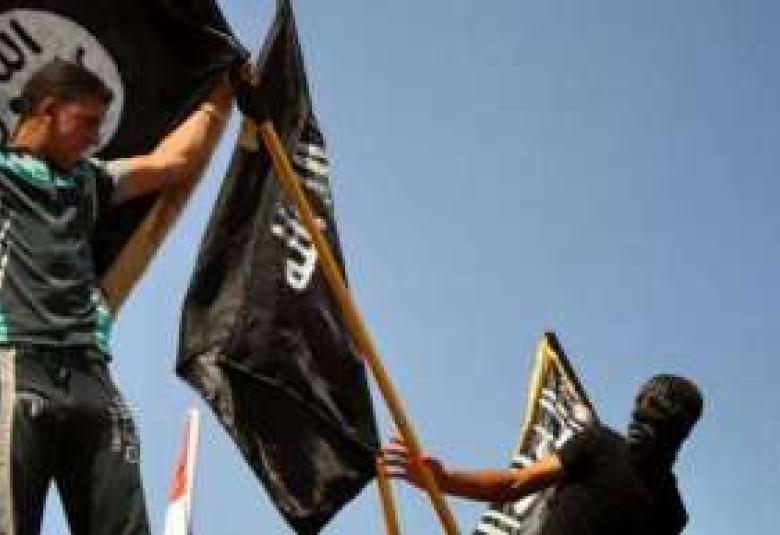
<span>سؤال يراودنا  من انتم؟ما دياناتكم؟جندي هولندي ينضم الى تنظيم داعش جندي هولندي ينضم الى تنظيم داعش</span>
