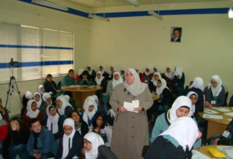 
<span> بالتعاون مع وزارة التربية و التعليم لجنة المرأة تطلق مبادرة " أتميز بأخلاقي"</span>
