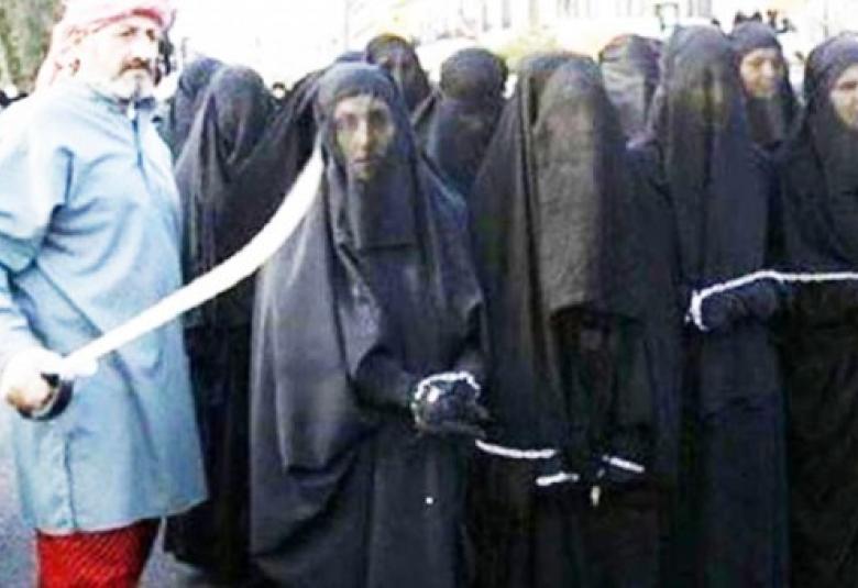 
<span>"داعش": التنظيم.. الدولة.. أم الإمبراطورية؟</span>
