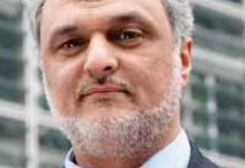 
<span>استدراج الشباب والتغرير بهم للقتال في سوريا عمل جبان وجريمة لا تغتفر</span>
